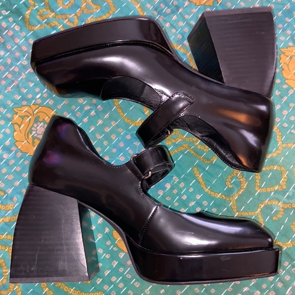 Jeffrey Campbell Reine Platform Mary Jane Pump